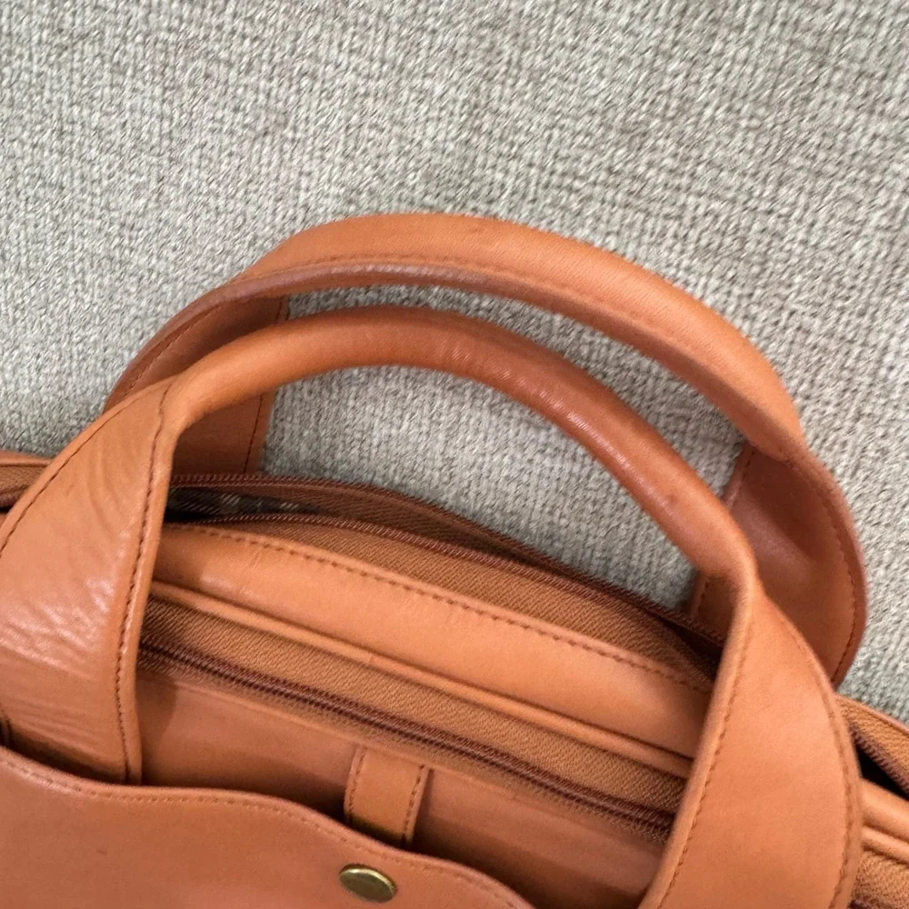 el portal genuine leather